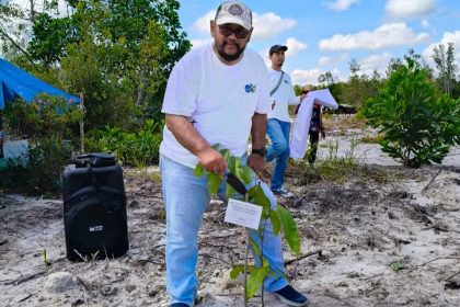 Kepala BMKG Kalimantan Tengah, Agung Sudiono Abadi. Foto: Antonius Sepriyono/lenterakalimantan.com