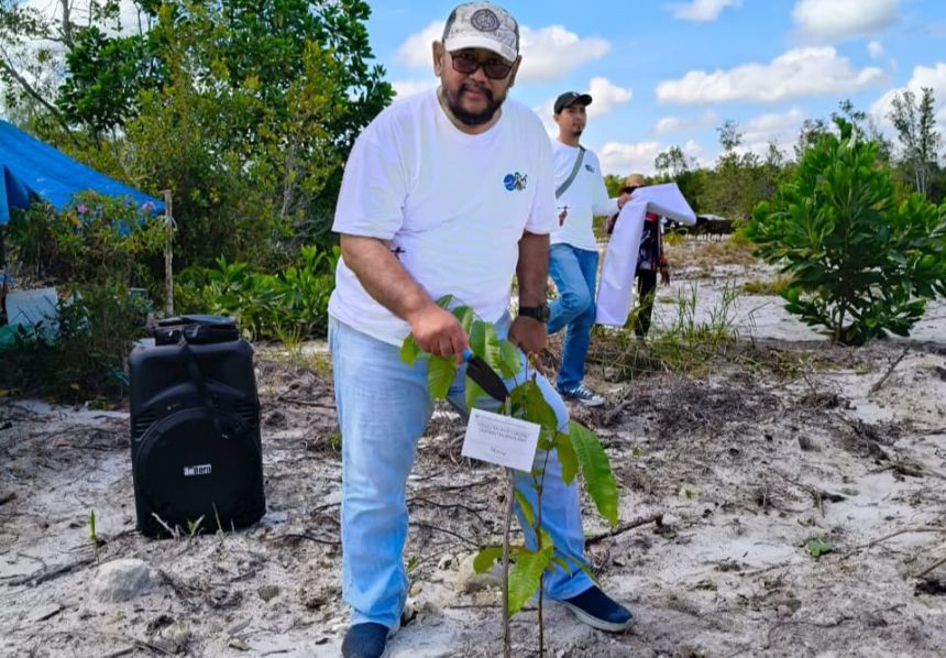 Kepala BMKG Kalimantan Tengah, Agung Sudiono Abadi. Foto: Antonius Sepriyono/lenterakalimantan.com