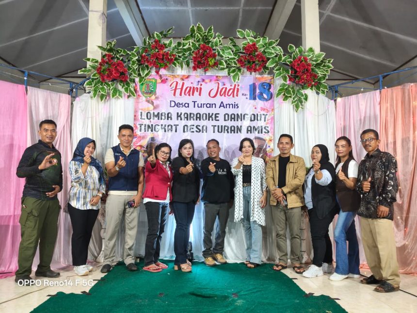 pelaksanaan Lomba Karaoke tingkat Desa Turan Amis, Bartim (foto ; ist)