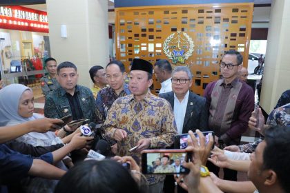Menteri Nusron