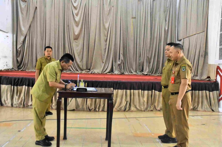 Bupati Kapuas Apresiasi Pengabdian Septedy dalam Sertijab Sekda Kapuas