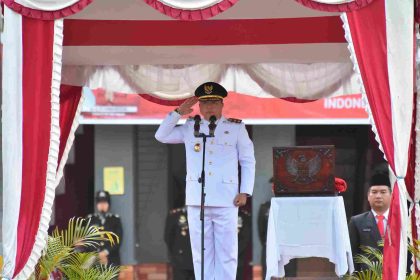 Upacara Penurunan Bendera Tutup Rangkaian Peringatan HUT ke-80 RI di Kabupaten Kapuas