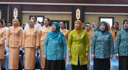 Ketua TP PKK Barito Utara Hadiri Kunker Ketua Umum TP PKK Pusat di Kalimantan Tengah