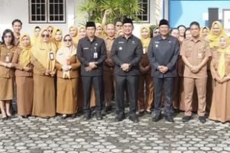 Bupati Barito Utara Dorong Penguatan Disiplin dan Kinerja ASN Saat Pimpin Apel Pagi di Dua Perangkat Daerah