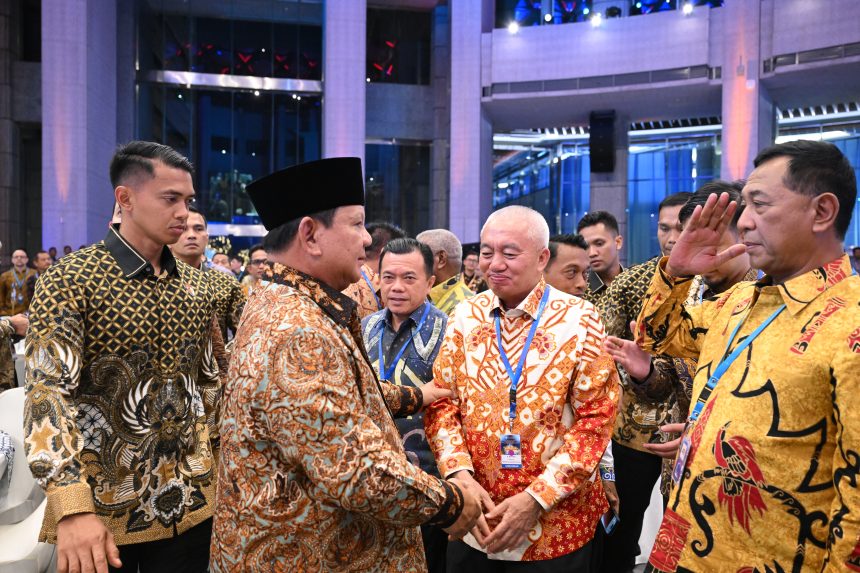 Gubernur Kalsel Muhidin