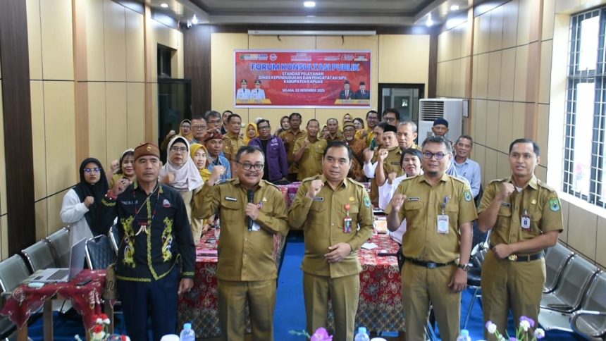 Pemkab Kapuas Gelar Forum Konsultasi Publik Disdukcapil untuk Perkuat Standar Layanan 2025–2029