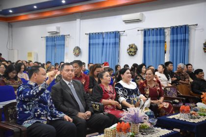 Perayaan Natal PERIANG 2025 di Kapuas Diwarnai Pesan Toleransi dan Penguatan Peran Umat