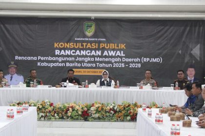 Ketua Komisi I Hadiri Konsultasi Publik RPJMD, Peta Jalan Pembangunan Lima Tahun ke Depan. Foto : lenterakalimantan.com