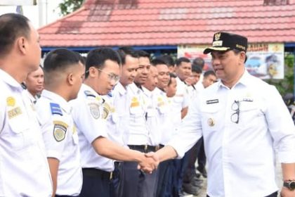 Bupati Barito Utara Sidak Apel Pagi di Dishub, Tekankan Disiplin dan Kinerja ASN