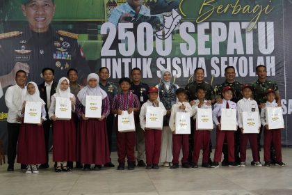 Sepatu Gratis dari Korem 101