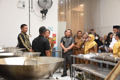 Wakil Bupati Kapuas Resmikan SPPG Kapuas Selat untuk Dukung Pemenuhan Gizi Anak