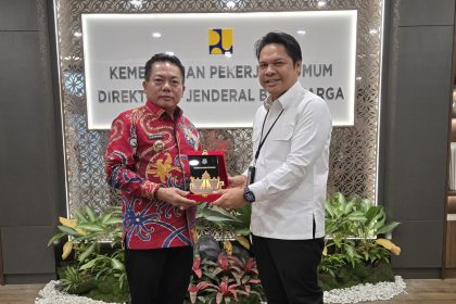 Bupati Kapuas Kunjungi Kementerian PU, Koordinasikan Pembangunan Strategis Daerah