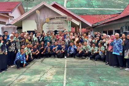 Pimpin Apel Pagi di Dinas Pertanian, Bupati Barito Utara Tekankan Disiplin dan Semangat Kerja ASN