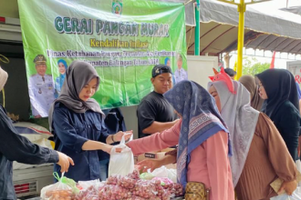 Pemkab Balangan Gelar Gerai Pangan Murah di Halong, Sembako Ludes Diserbu Warga