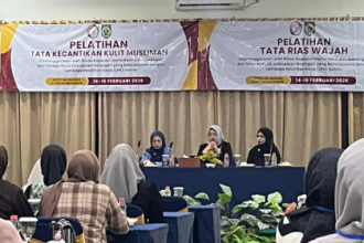 Pemkab Balangan Gelar Pelatihan Tata Rias Muslimah, Dorong Lahirnya Wirausaha Baru