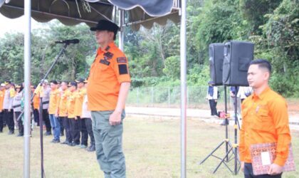 Bupati Barito Timur M Yamin saat pimpin apel Darurat Karhutla.