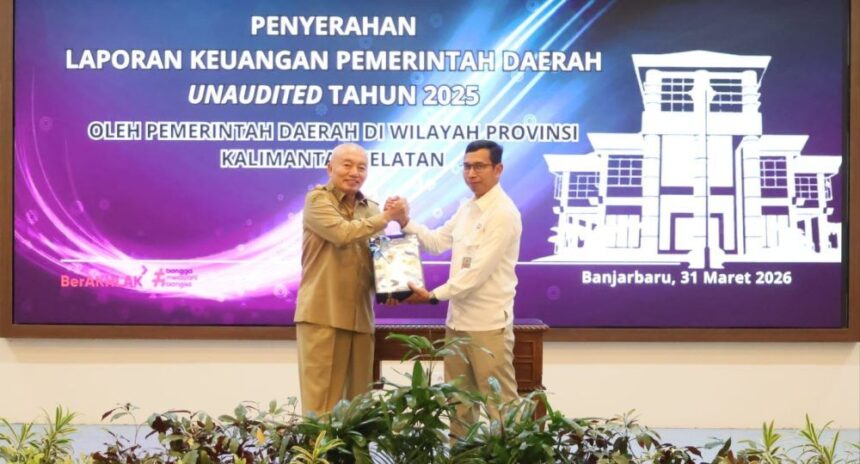 Gubernur Kalsel Serahkan LKPD 2025 Unaudited ke BPK