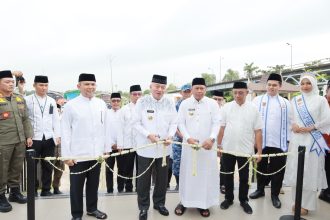 Kawasan Wisata Bawah Jembatan Barito