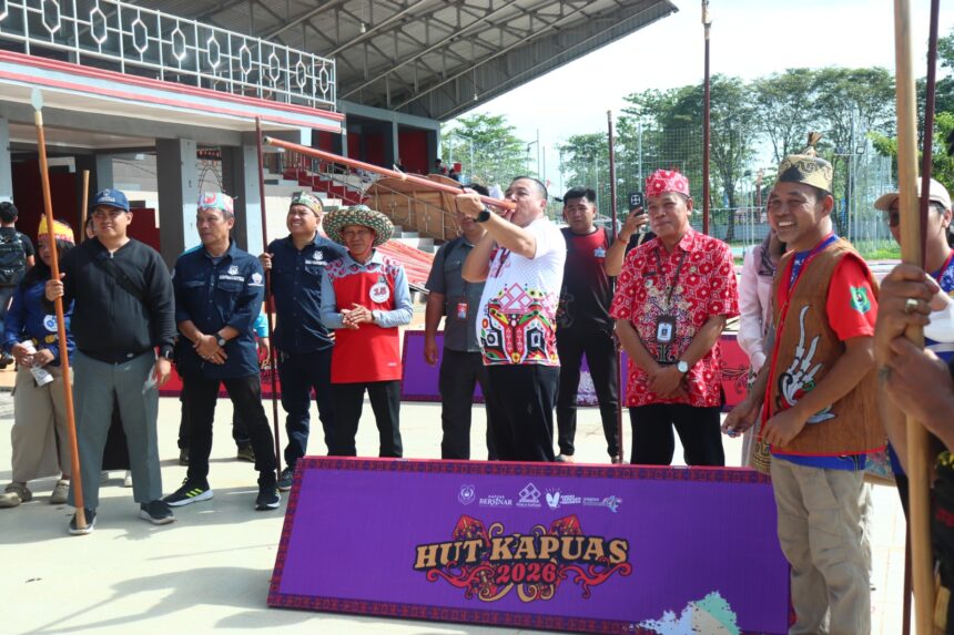 Wabup Kapuas Buka Lomba Manyipet, Lestarikan Olahraga Tradisional Dayak
