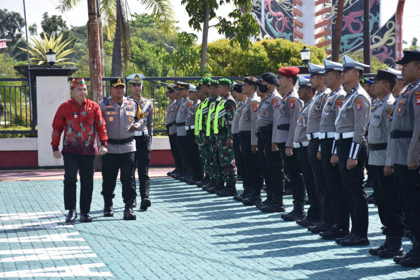 Wabup Kapuas Pimpin Apel Gelar Pasukan Operasi Ketupat Talabang 2026