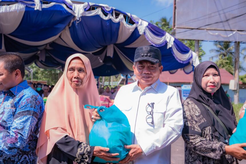 Bupati Kapuas Buka Gerakan Pangan Murah dan Pasar Murah, Jaga Stabilitas Harga dan Kendalikan Inflasi