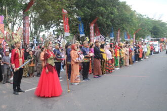 Dinkes Kapuas Meriahkan Pawai Karnaval Budaya, Usung Pesan Hidup Sehat