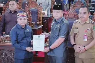 DPRD Kapuas Sampaikan Rekomendasi LKPJ Bupati 2025 dalam Rapat Paripurna