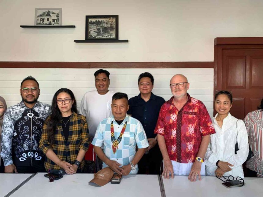 Film Kota Gaib: Alam Sebelah