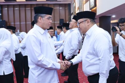 Lantik 12 Pejabat