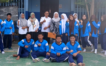 Wakil Ketua DPRD Barito Utara Tinjau SMPN 2 Muara Teweh, Soroti Fasilitas dan Motivasi Siswa