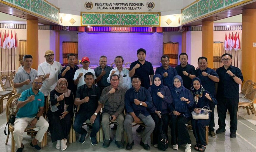 Pengurus NasDem Kalsel Sambangi PWI Kalsel