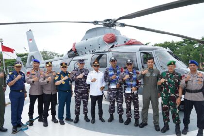 KRI Teluk Kupang-519