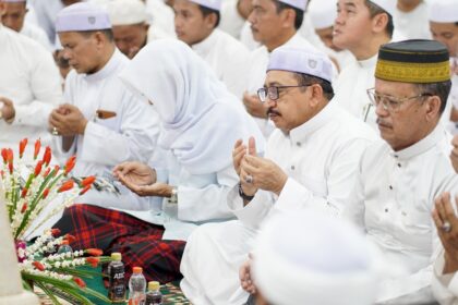 Ribuan Jemaah