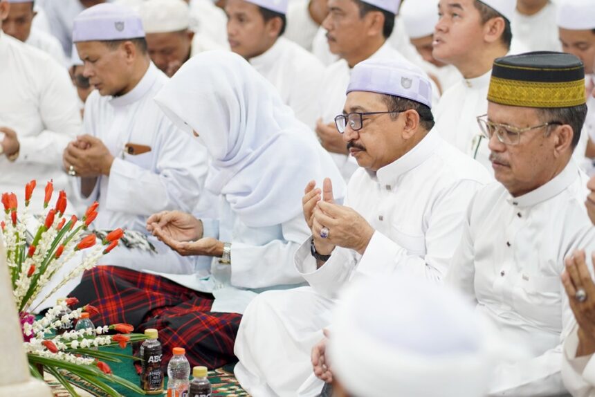 Ribuan Jemaah