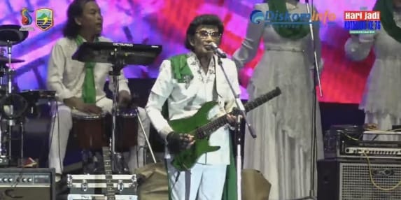 Puncak Peringatan HUT Kotabaru ke-76 Resmi Ditutup, Tampilnya Sang Raja Dangdut Terhipnotis Masyarakat Kotabaru