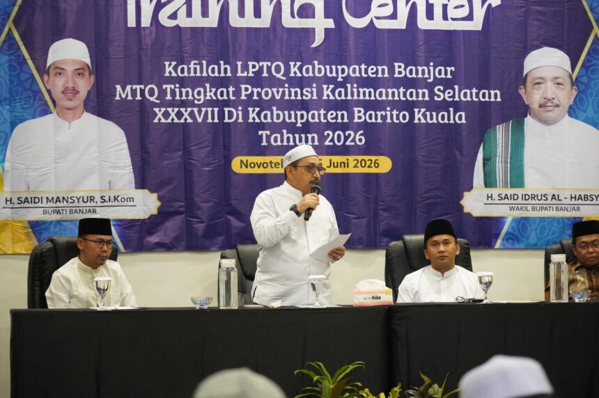 Wakil Bupati Banjar Idrus Al Habsyi membuka Training Center Kafilah LPTQ Kabupaten Banjar di Hotel Novotel Banjarbaru