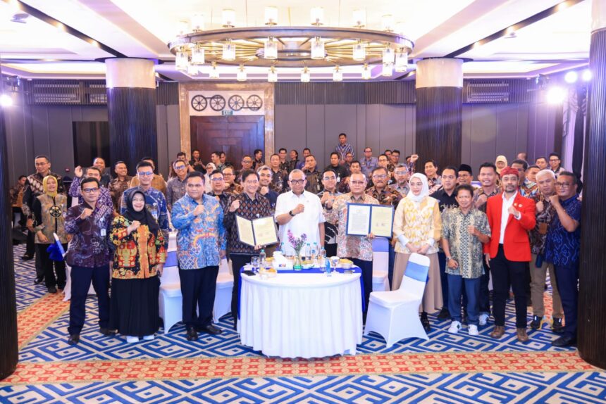 Wamenaker: Perjanjian Kerja Bersama Cerminkan Hubungan Industrial yang Sehat