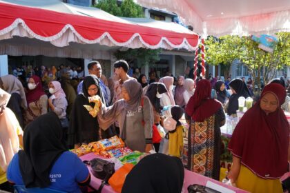 Pasar Murah di Rusunawa Ganda Maghfirah Diserbu Warga