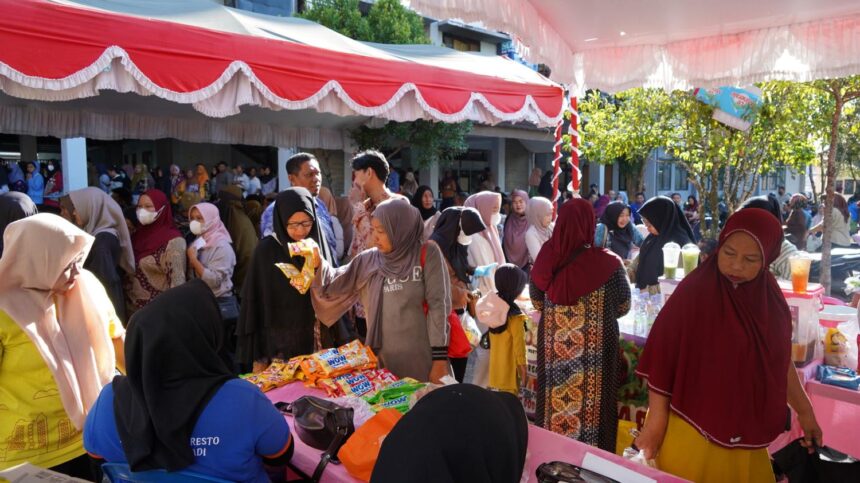 Pasar Murah di Rusunawa Ganda Maghfirah Diserbu Warga