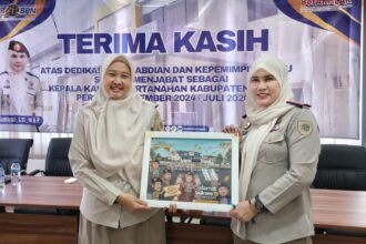 Kantor Pertanahan Kabupaten Tapin Gelar Pelepasan Kepala Kantor Sumiyati