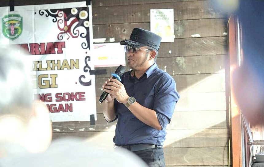 Tinjau Empat Kampung Terisolasi di Kutai Barat, Gubernur Rudy Mas'ud Pastikan Pembangunan Jalan Dimulai Bulan Depan