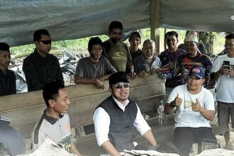 Gubernur Rudy Mas'ud