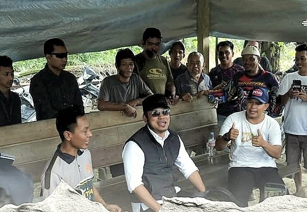 Gubernur Rudy Mas'ud
