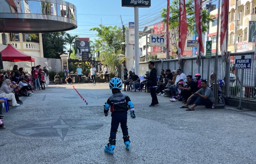 Rollerblade Competition Fish Slalom