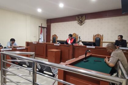 Sidang praperadilan yang dipimpin hakim tunggal Rustam Parluhutan SH MH
