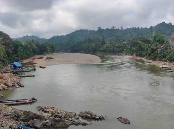 Debit Sungai Surut, Pasokan Sembako ke Hulu Mahakam Mulai Terancam