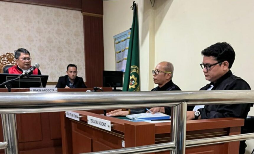 Penasehat hukum terdakwa Richard Arief Muliadi saat membacakan pembelaan didepan persidangan