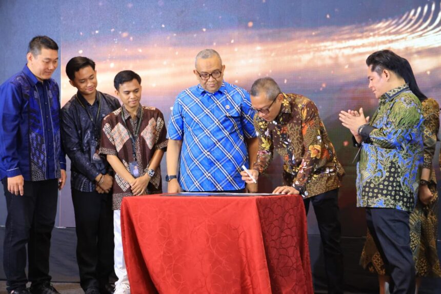 Kemnaker: Sertifikasi Jadi Kunci Pastikan Kompetensi Tenaga Kerja Permanent Makeup