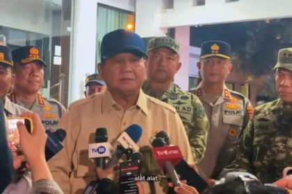 Presiden RI Prabowo Subianto saat meninjau langsung kondisi kebakaran hutan dan lahan (karhutla) di Kalimantan Tengah, Sabtu (22/8/26).