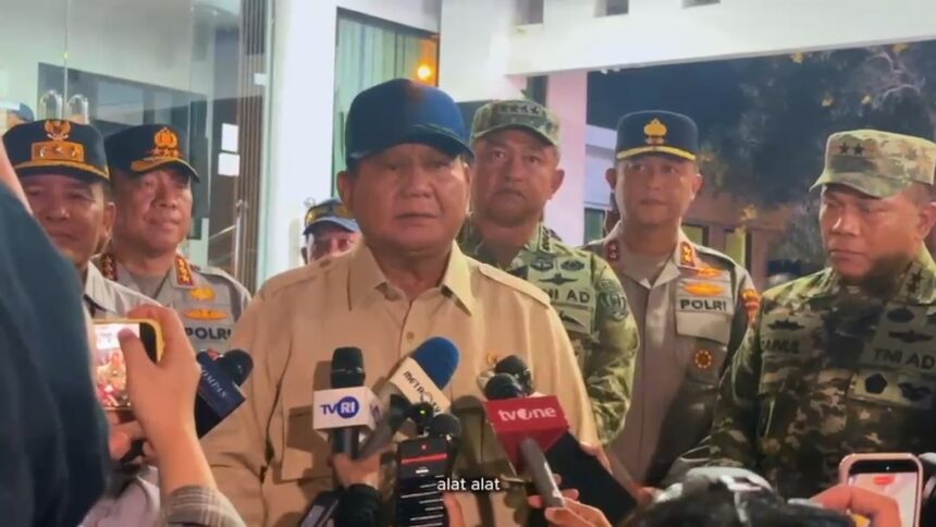 Presiden RI Prabowo Subianto saat meninjau langsung kondisi kebakaran hutan dan lahan (karhutla) di Kalimantan Tengah, Sabtu (22/8/26).